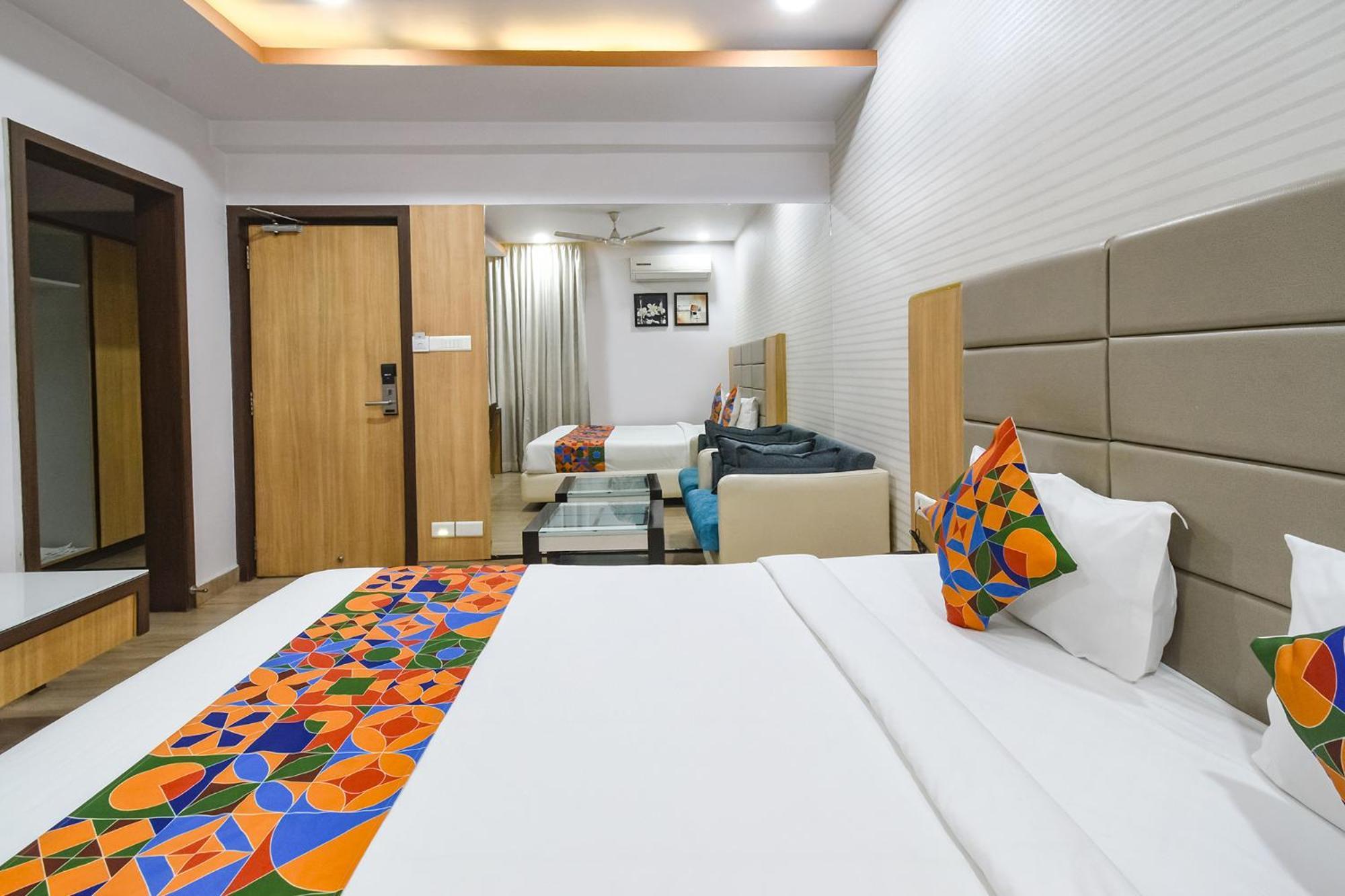 Fabhotel Aditya Homes - Nr Isb, Gachibowli Haiderabad Buitenkant foto